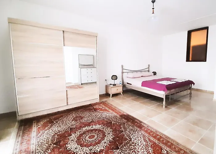 #481 - Spacious 3br Duplex With Private Garden Appartement Datça