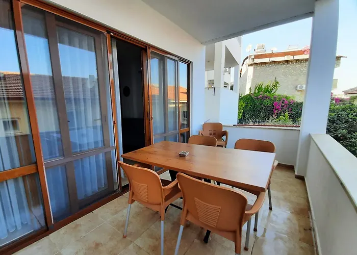 #481 - Spacious 3br Duplex With Private Garden Appartement *